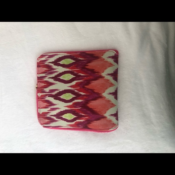 ❤️REDUCED!  Chico’s Foldable Tote  bag - Picture 5 of 6